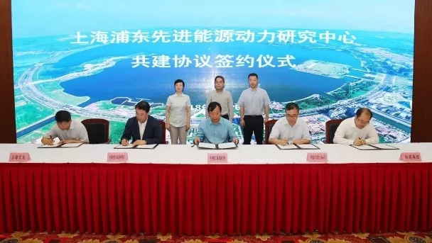 临港什么时候通火车,临港近期有什么活动