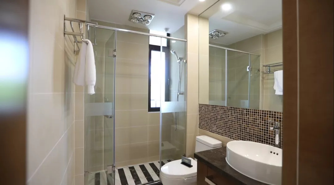 临港什么时候通火车,临港近期有什么活动