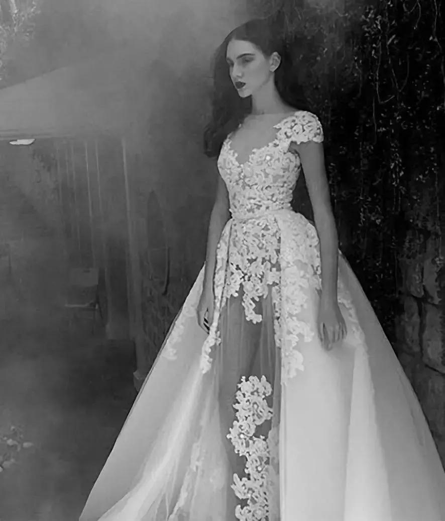 天呐！19岁=36D胸+大长腿，为什么没把我生得这么美！