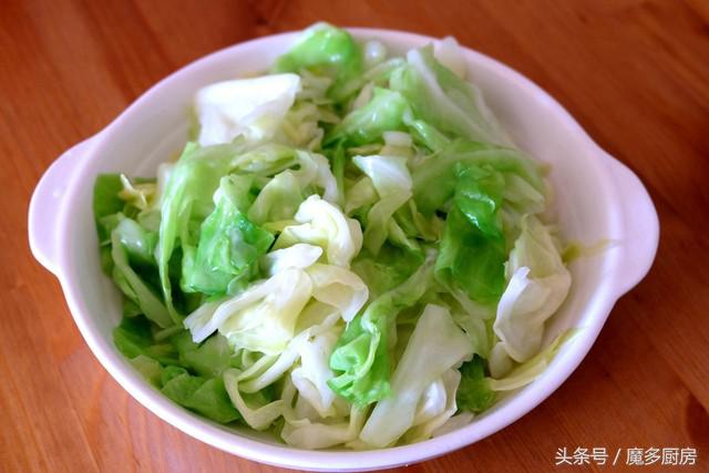 一家四口吃饭家常菜,一家三口的周末晚餐25元4个菜