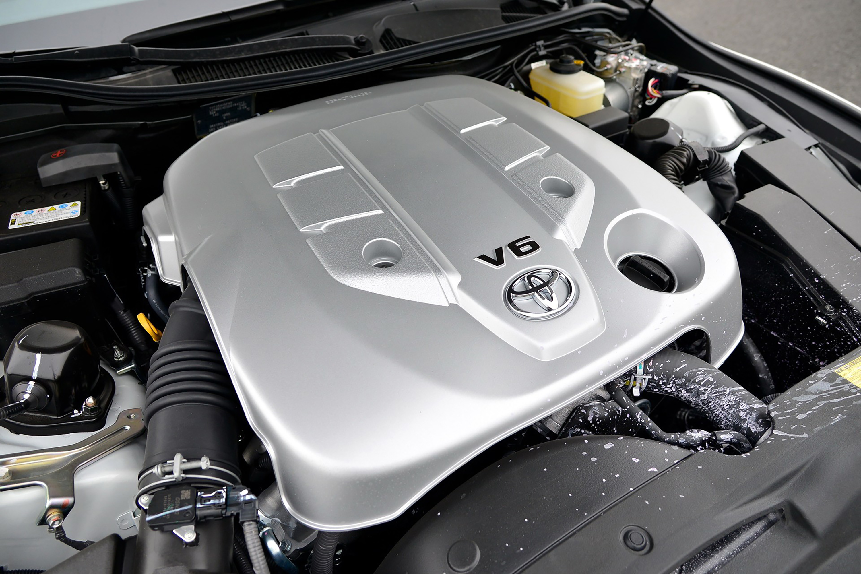 丰田锐志二手车哪一款值得购买,二手最值得入手丰田轿车