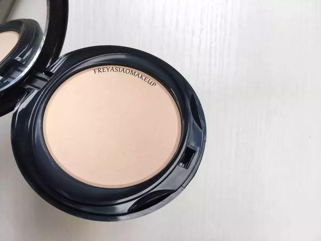 平价散粉定妆粉饼排行榜10强,定妆粉饼和散粉哪个更堵塞毛孔
