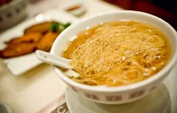 香港西九龙至长春高铁时刻表,长春坐高铁到香港票价多少