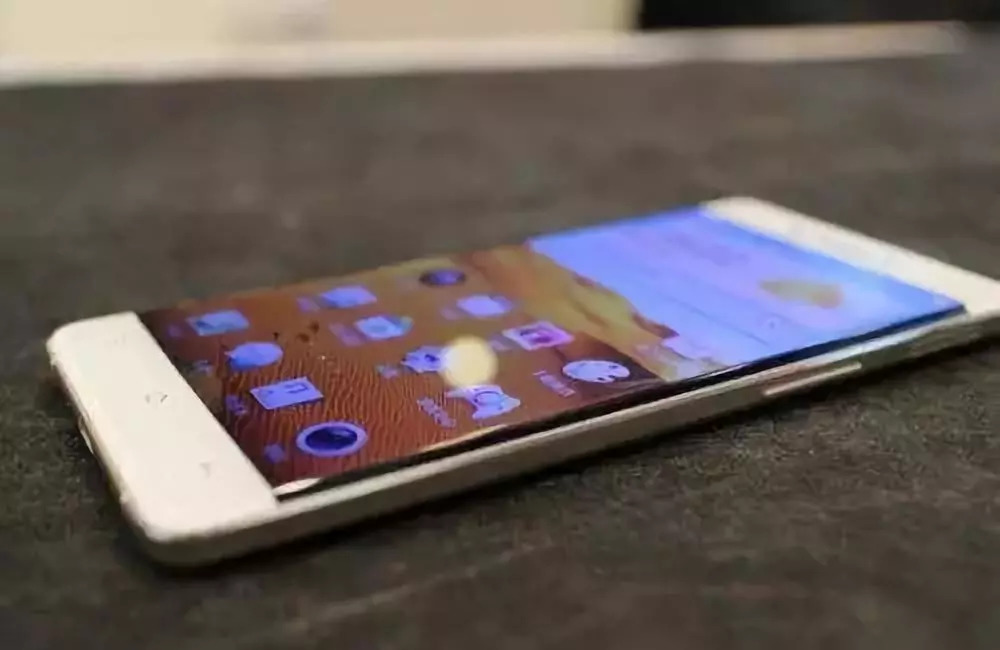 党员列为黑名单处理,党员发现别人违纪可以反映吗