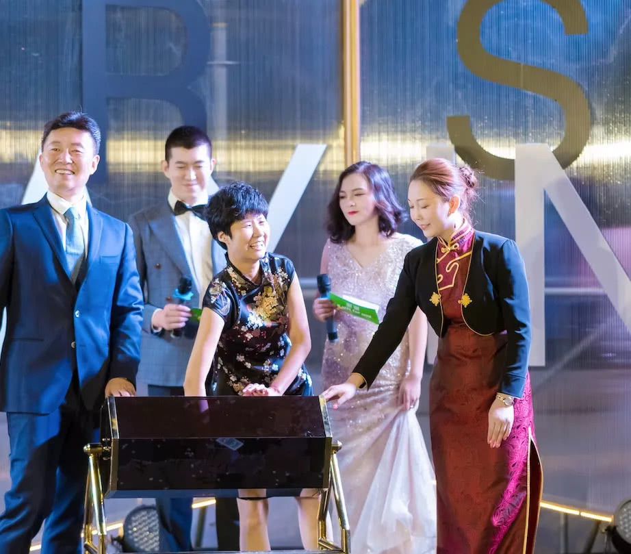 青岛景园假日酒店自助餐,青岛景园假日酒店婚宴