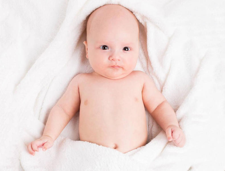 0到1岁的宝宝发烧怎么物理降温,5岁小孩发烧发抖说很冷怎么处理