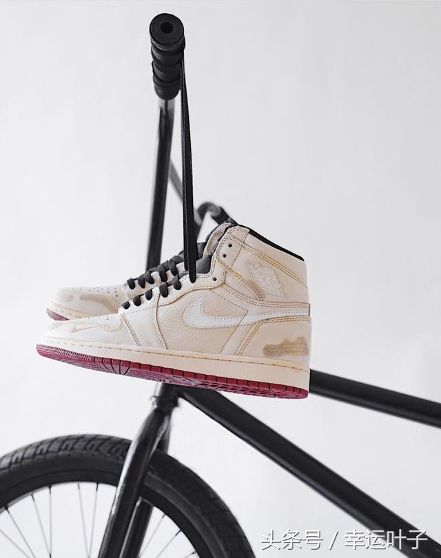 aj椋炴獝璧板,绌跨潃aj灏忓績缈肩考璧拌矾