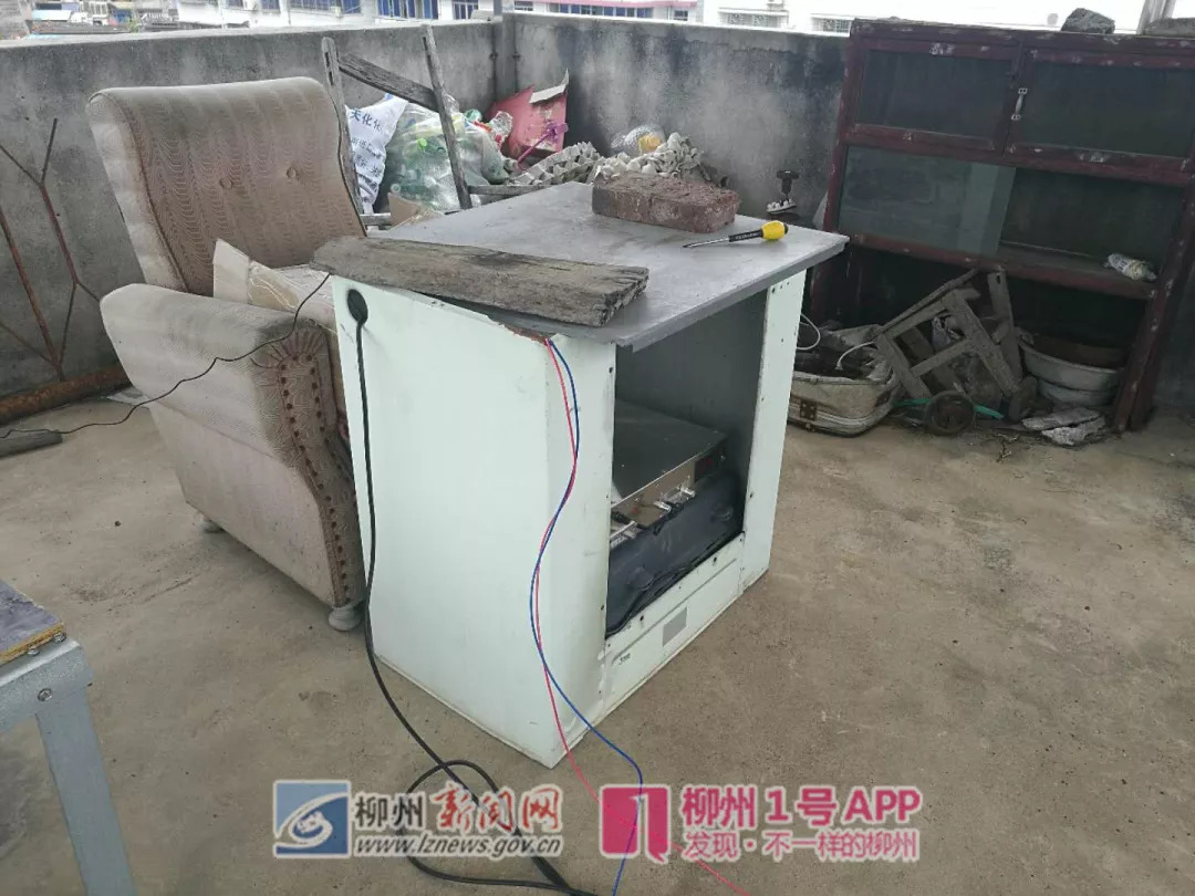 黑广播藏身小区天台,黑广播藏身小区