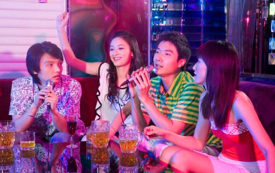 ktv歌曲大全100首我是麦霸,ktv麦霸声音一个大一个小怎么调