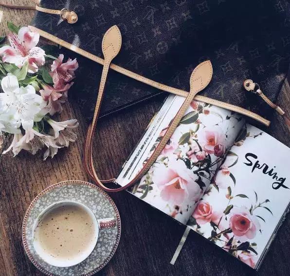 8500块钱买的lv鞋子出现质量问题,lv开裂鞋