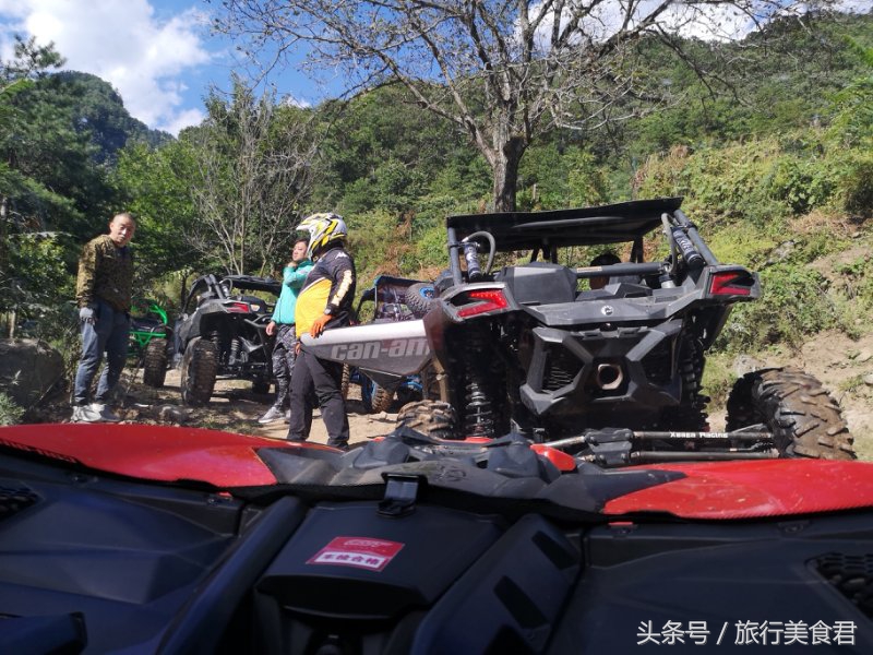 周末，秦岭穿越之旅：行者无畏出发，表演燃爆全场，感受到了吗？