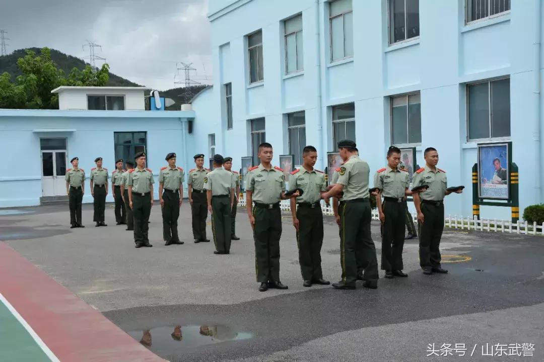 新同志入伍指南请查收,新战友的军旅手册