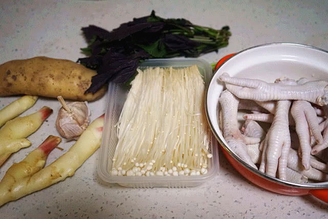 鸡爪不脱骨的凉拌做法,鸡爪脱骨了怎么做好吃