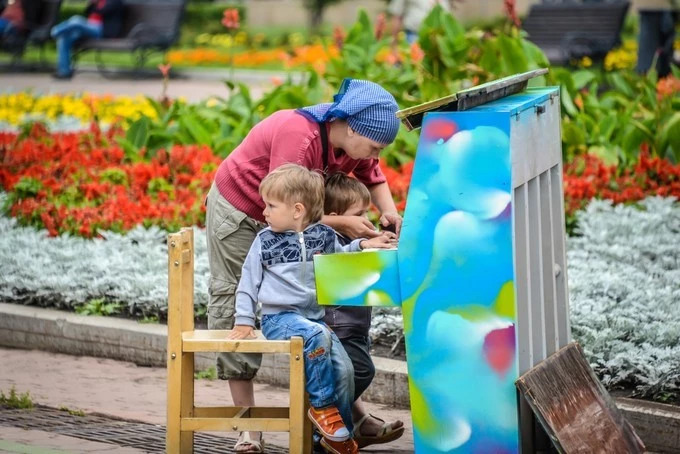 我们异地了24年,在你88岁时去莫斯科娶你——今夕传媒旅行家出品