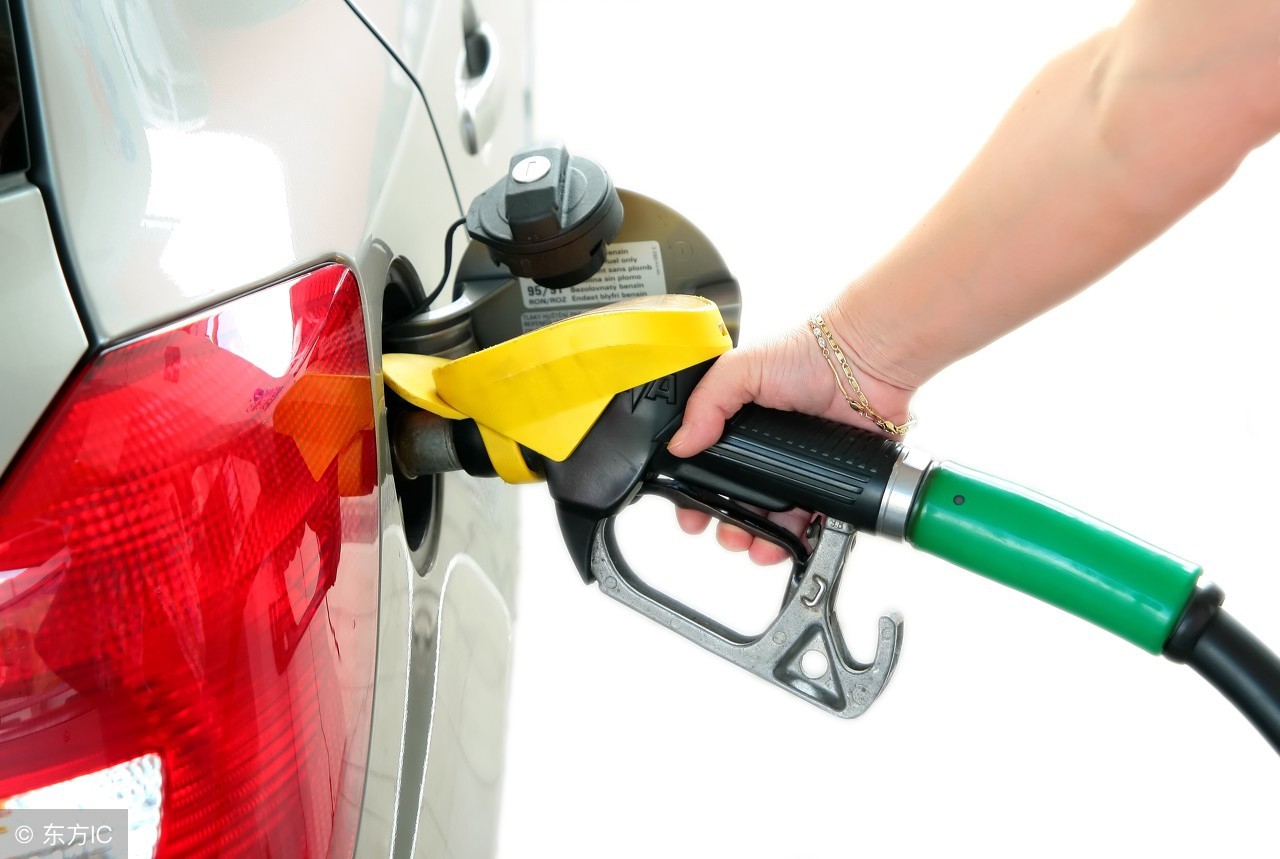 亲身经历车辆事故,给爱车加油你都遇到过哪些误区