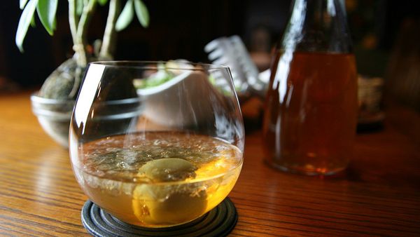 独具特色的青梅酒一定要品尝,一款好看又好喝的青梅酒