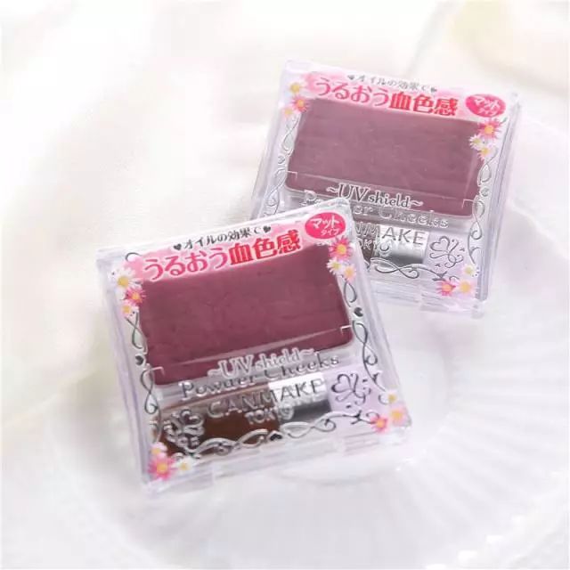 妆容分享秋冬暖意红唇妆,秋冬妆容彩妆好物推荐