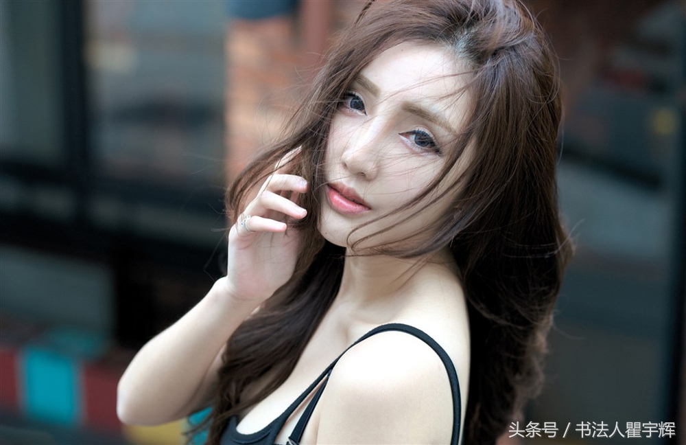 一个女孩最先感受到的温柔和浪漫,一个女人觉得什么是最浪漫的事