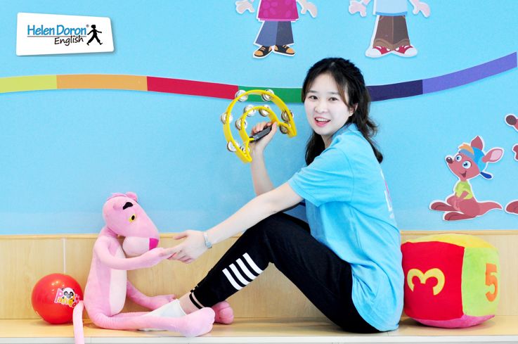 海伦多兰英语冬令营,海伦多兰女士