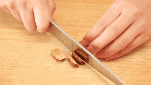 小朋友罗汉果配什么清热去火解毒,胖大海菊花茶罗汉果上火还是去火