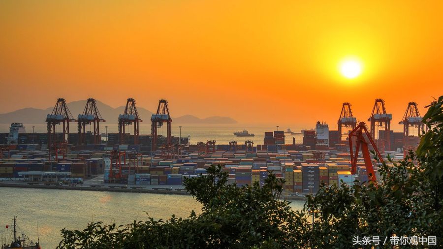 中国吞吐量最大的十大港口是,世界各国十大港口排行榜