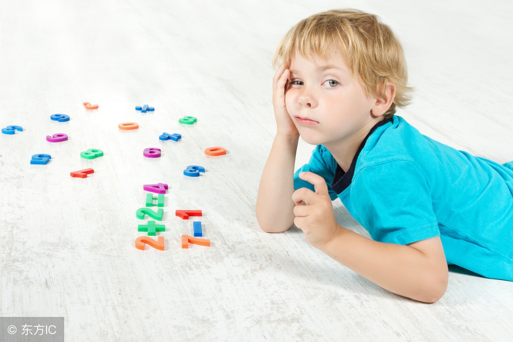 成年孩子总说谎父母到底该怎么办,小孩在父母面前老是说谎