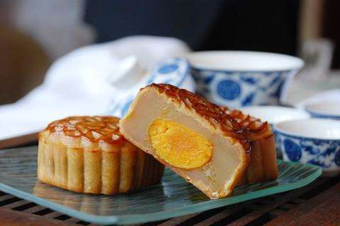 五仁月饼为什么这么好吃,五仁月饼好吃还是不好吃