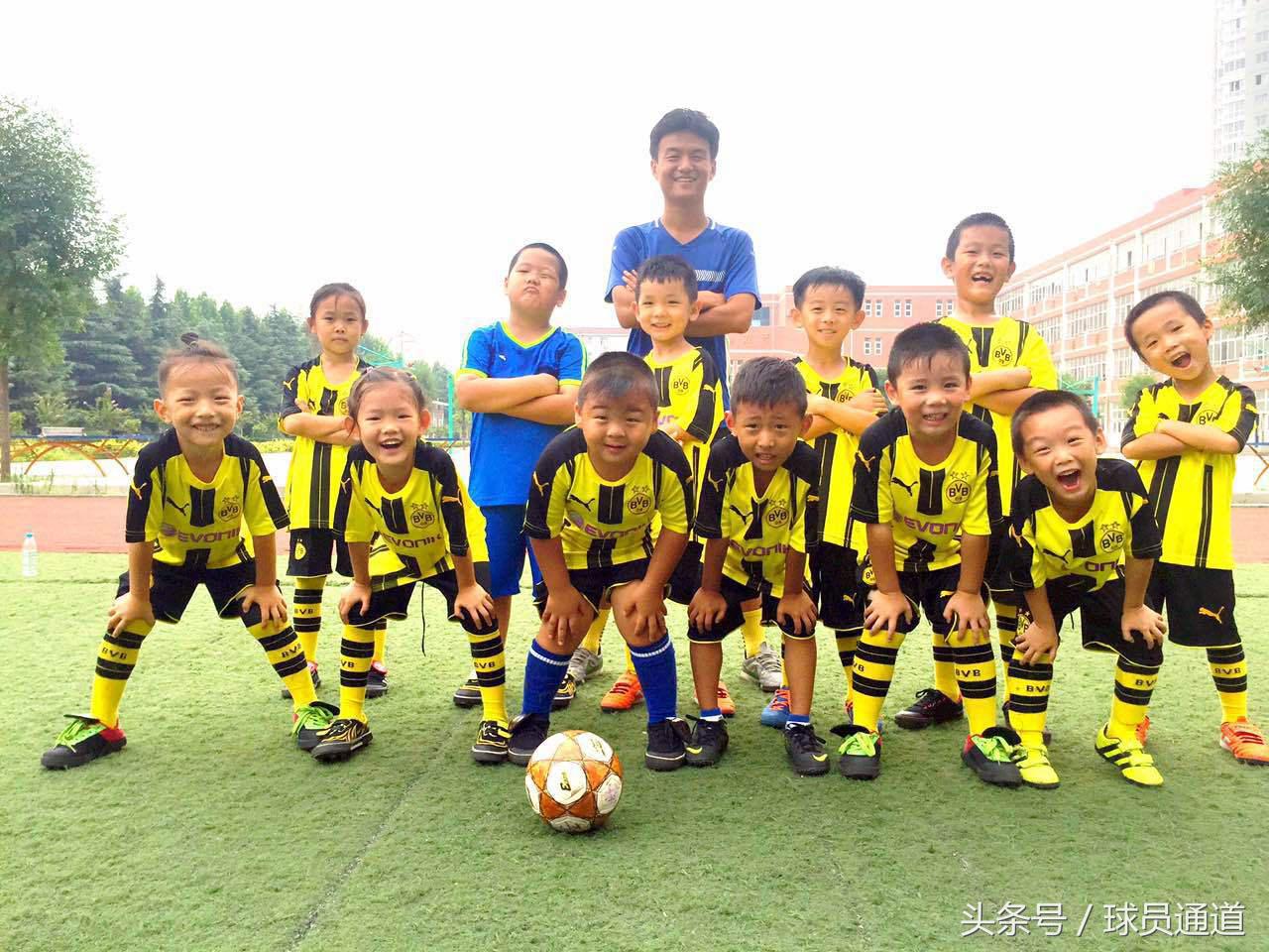 汉森足球,汉森足球教练