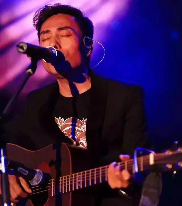 煲机首选《男人四十Ⅳ》限量版黑胶推出!唱片评论界力荐