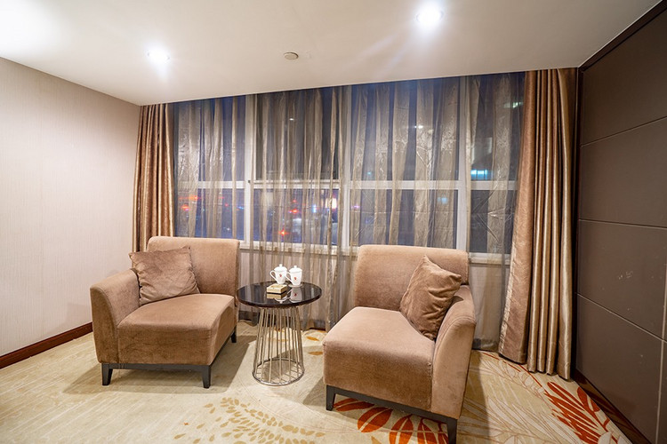 探寻自然与历史的魅力,走进大自然了解历史人文