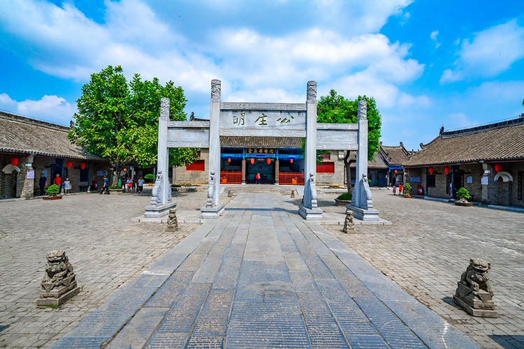 探寻自然与历史的魅力,走进大自然了解历史人文