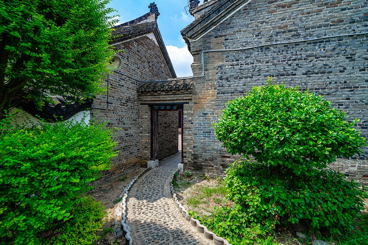 探寻自然与历史的魅力,走进大自然了解历史人文