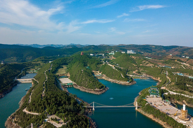 探寻自然与历史的魅力,走进大自然了解历史人文