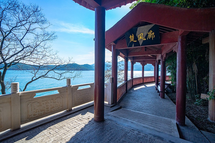 探寻自然与历史的魅力,走进大自然了解历史人文