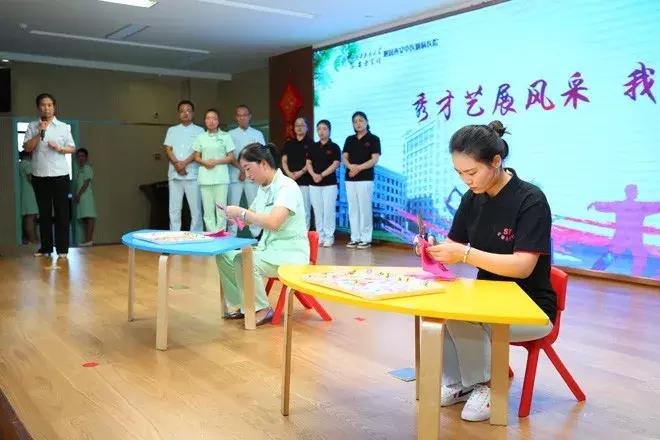 世界物理治疗日致敬所有的治疗师,庆祝世界物理治疗师节