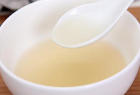 球鞋不小心沾了502,球鞋不小心染色了应该怎么办