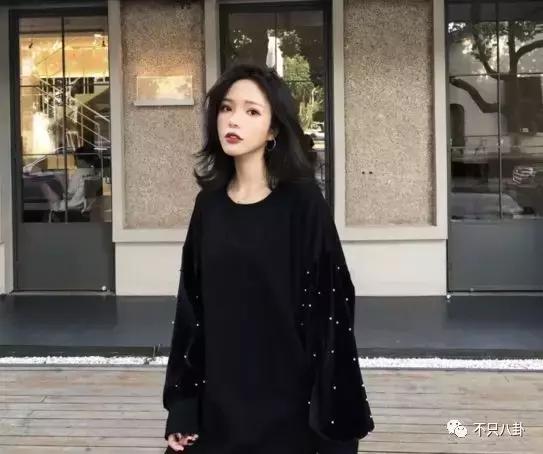 放狗咬人、脏话还打孕妇?以甜美著称且百万粉丝的她竟有两张面孔