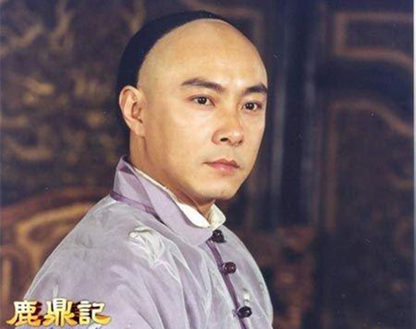 金庸看韦小宝陈小春,韦小宝对比