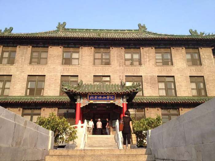 他是中药科学研究的第一人，呕心沥血的成果却被毒贩所利用