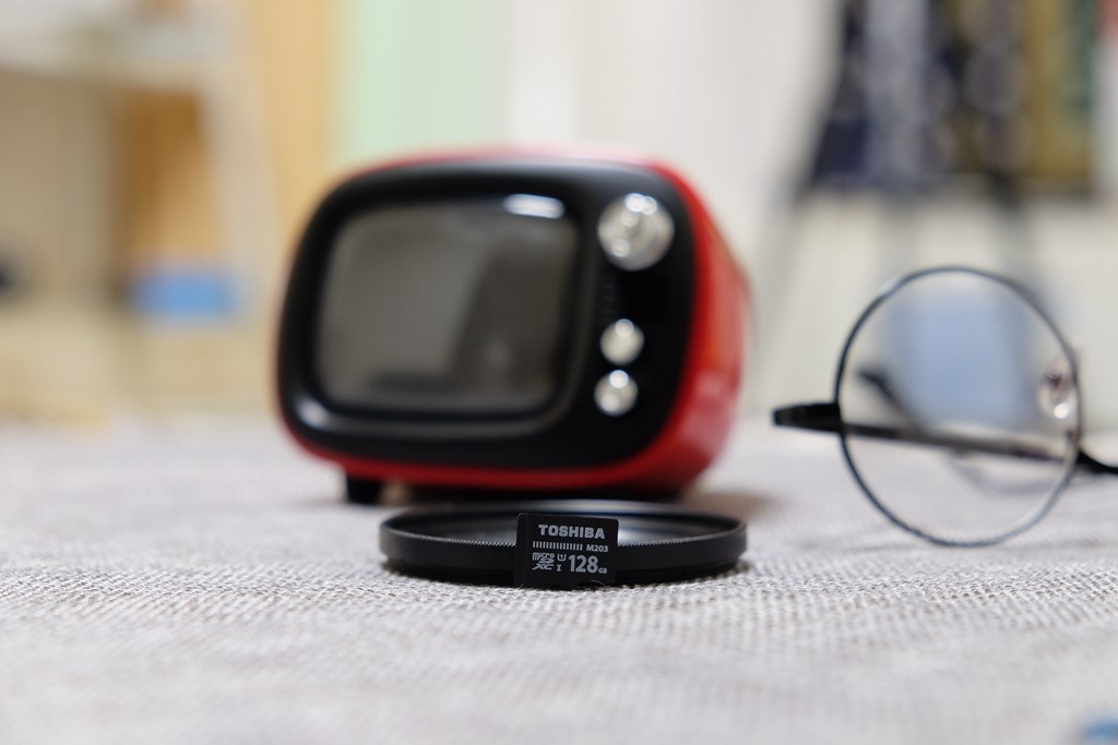 东芝银色和红色内存卡,东芝的tf卡有多强