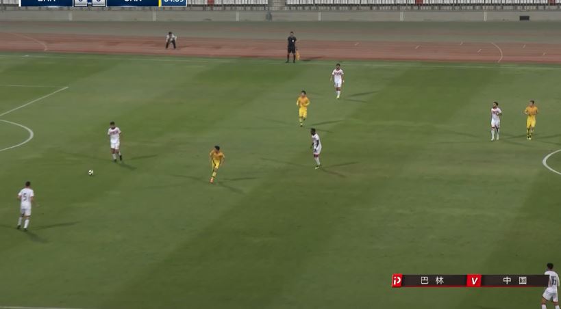 武磊重回凌空斩破球荒,武磊帮助中国足球小将