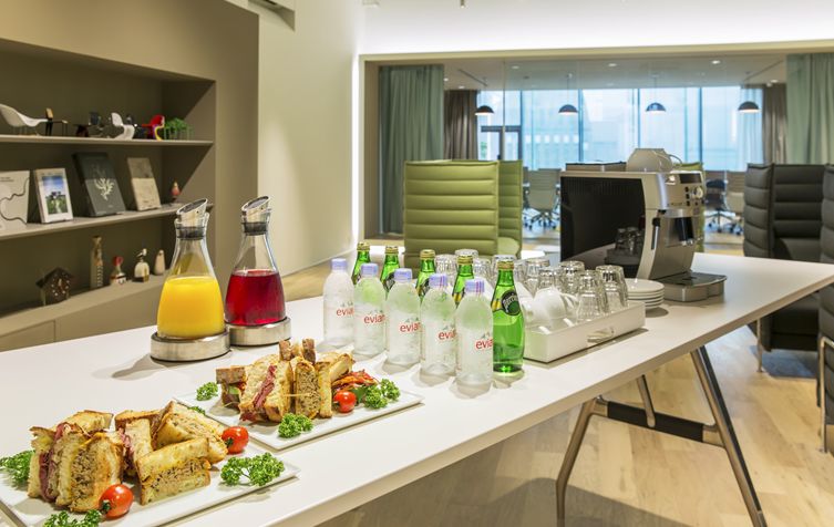 这支“樱花笔”拿了18年日本文具大奖冠军，百年文具店又要被搬空的节奏……