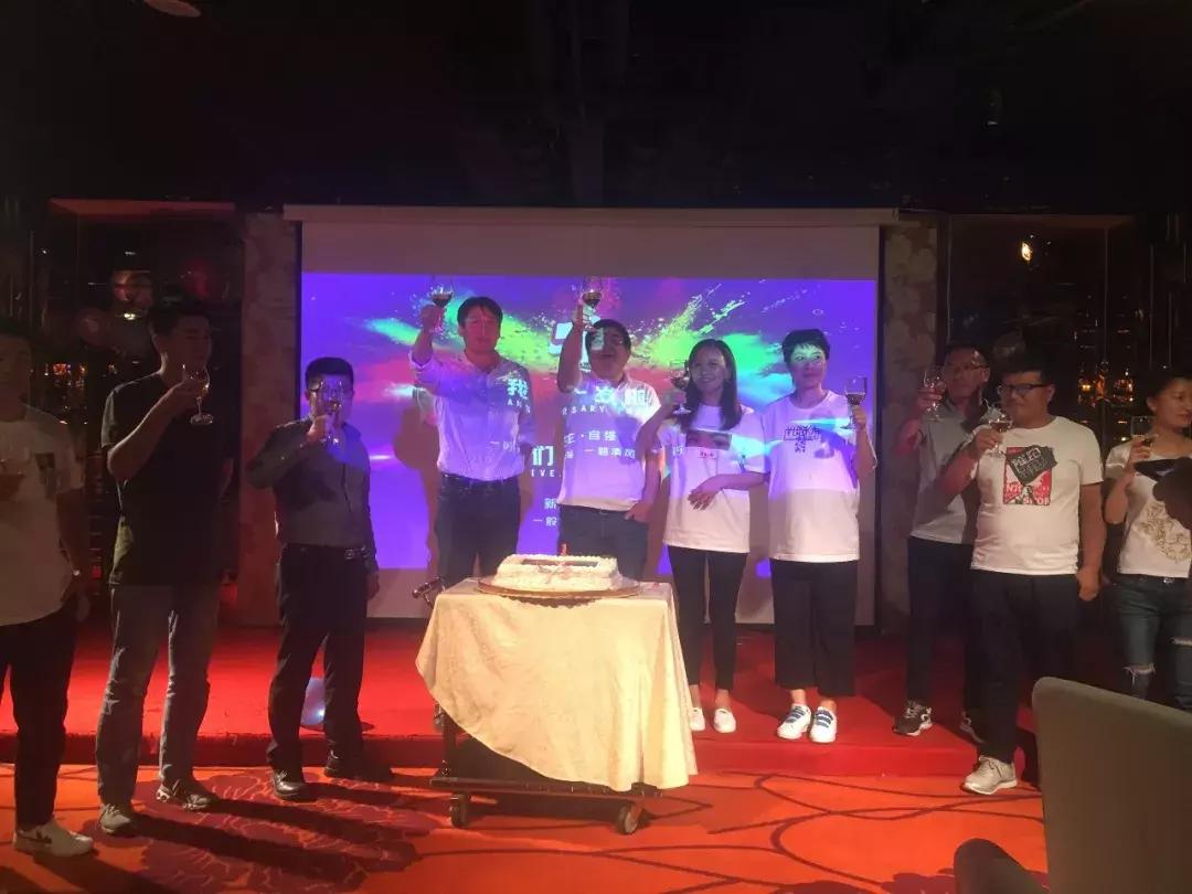 清风智媒｜“新生·自强”，一份力，一股绳，一路清风一路行！