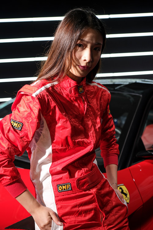 富士x-t30ii微单相机是半画幅吗,富士xt3全画幅微单怎么样