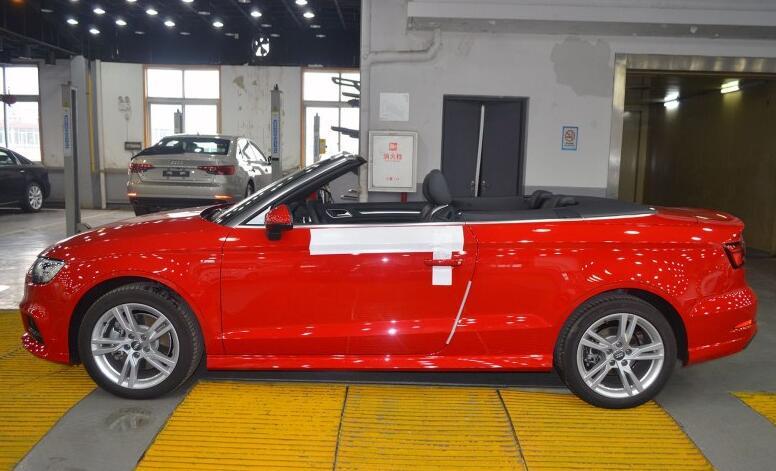 撩妹敞篷小跑，7秒破百，高逼格的豪华品牌，28万起