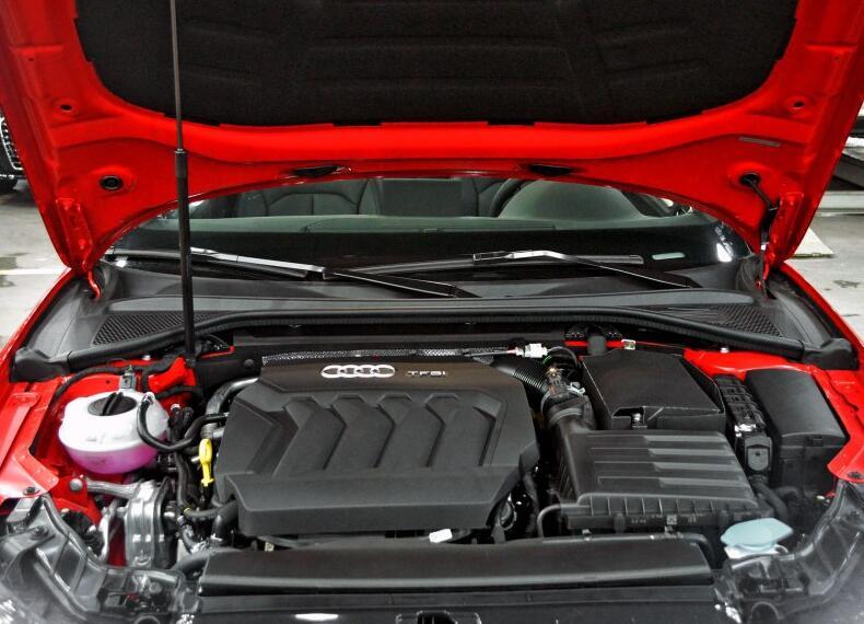 撩妹敞篷小跑，7秒破百，高逼格的豪华品牌，28万起