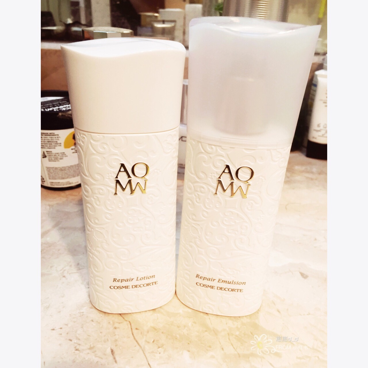 推荐一款好用的乳液保湿效果好,天凉了秋装新款赶紧备起来