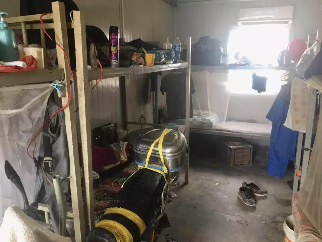 大学生在工地工作的心酸,大学毕业后在工地摸爬滚打两年