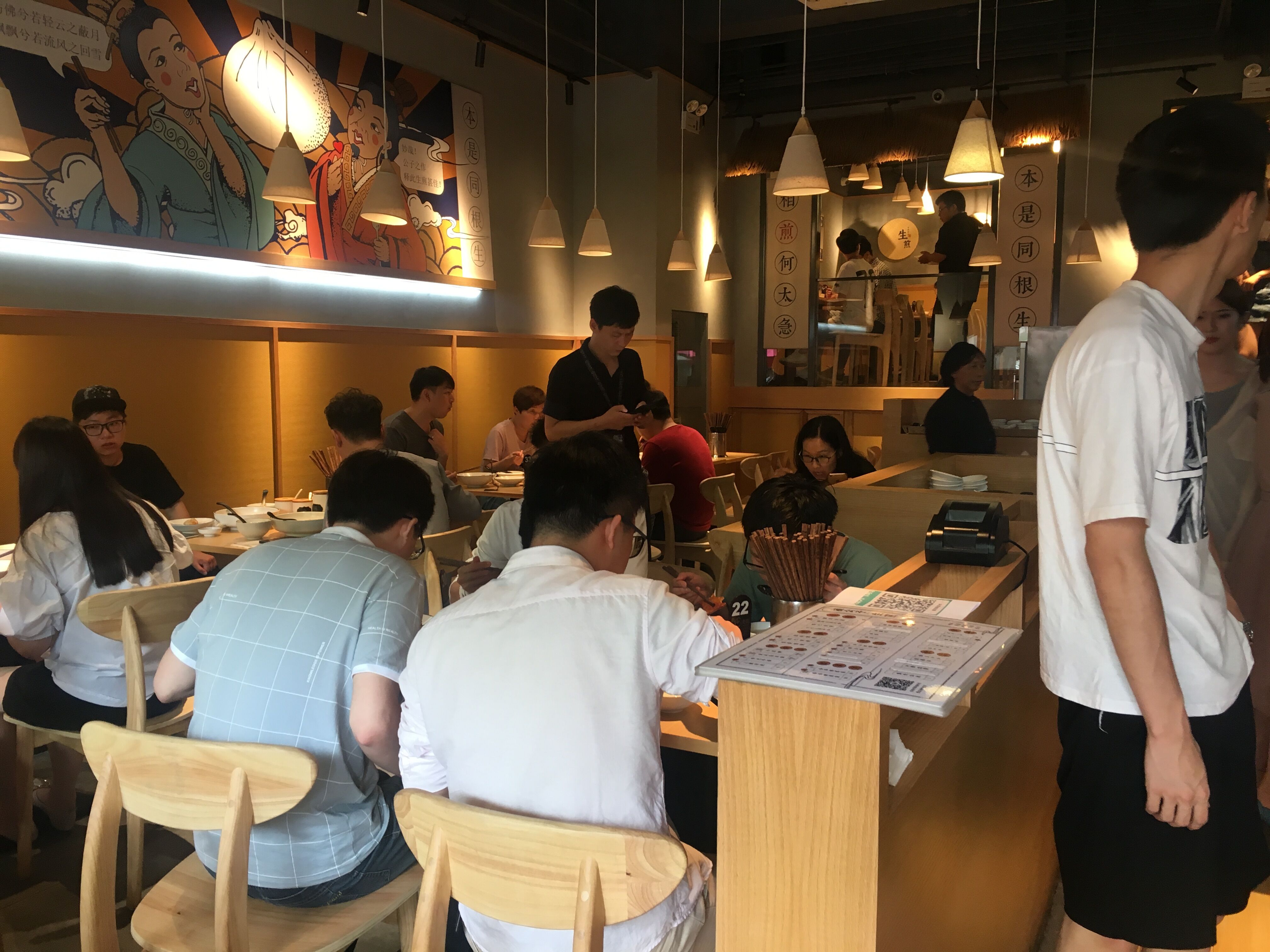 植公子接受全球加盟网专访：项目毛利逾70%生产标准高于国家线