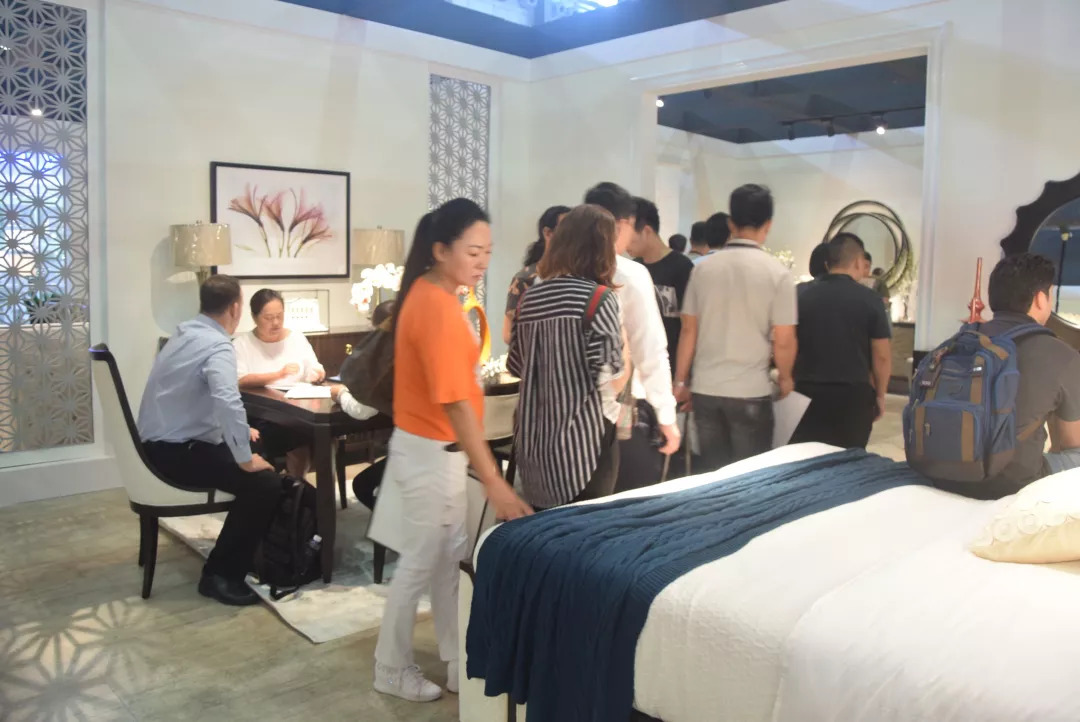 环美雷格西跟什么牌子一个档次,美国品牌环美雷格西家具的讲解